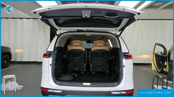 KIA CARNIVAL 7-SEATER SIGNATURE