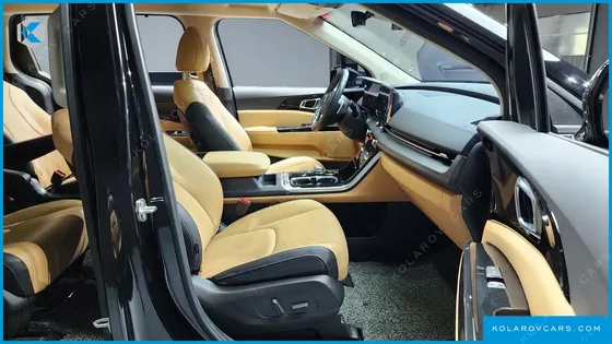 KIA CARNIVAL 9-SEATER NOBLESSE