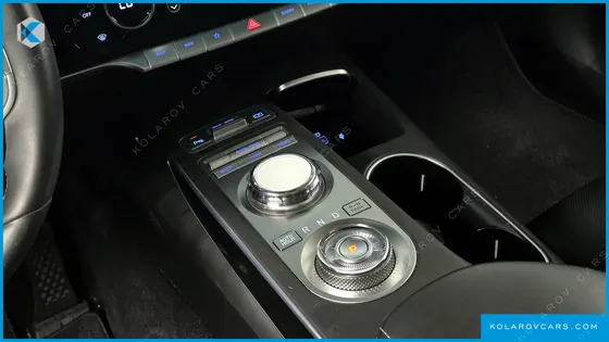 GENESIS GV70 2.5T GASOLINE 2WD