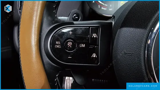 MINI COUNTRYMAN JCW LAUNCH PACK
