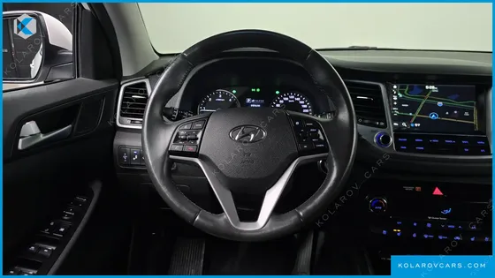 HYUNDAI TUCSON DIESEL 2.0 2WD