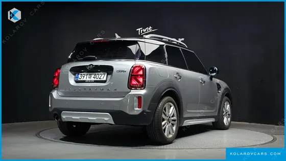 MINI COUNTRYMAN CLASSIC PLUS LAUNCH PACK