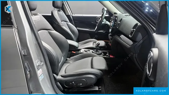 MINI COUNTRYMAN CLASSIC PLUS LAUNCH PACK