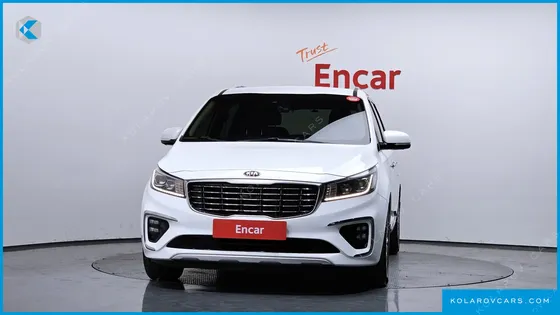 KIA CARNIVAL 7-SEATER LIMOUSINE