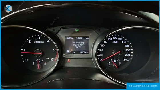 KIA CARNIVAL 7-SEATER LIMOUSINE