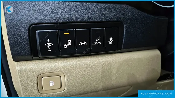 KIA CARNIVAL 7-SEATER LIMOUSINE