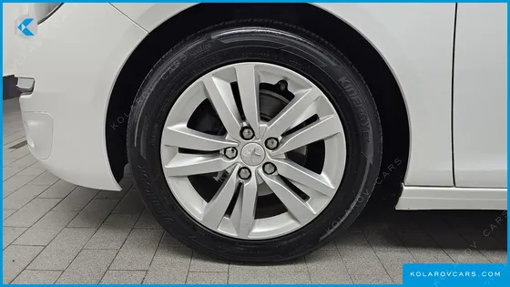 PEUGEOT 308 1.6 BLUEHDI ALLURE