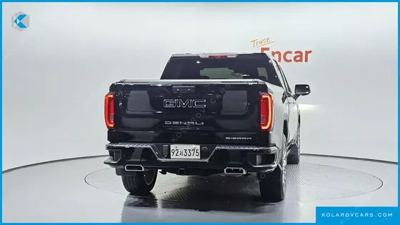 GMC SIERRA DENALI-X