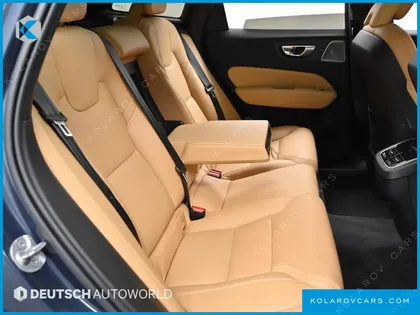 VOLVO XC60 B5 ULTIMATE BRIGHT