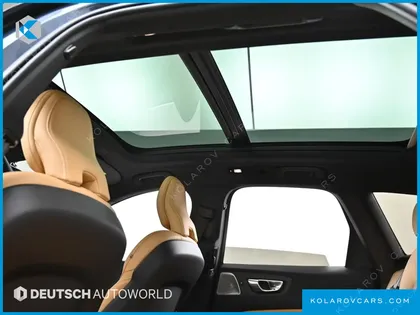 VOLVO XC60 B5 ULTIMATE BRIGHT