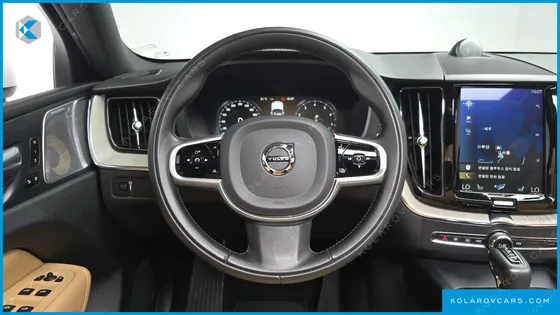 VOLVO XC60 T6 INSCRIPTION