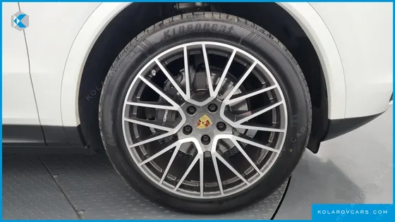 PORSCHE CAYENNE 3.0