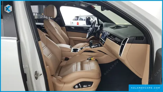 PORSCHE CAYENNE 3.0