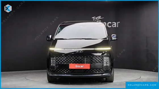 HYUNDAI STARIA HEV 1.6 LOUNGE 9-SEATER