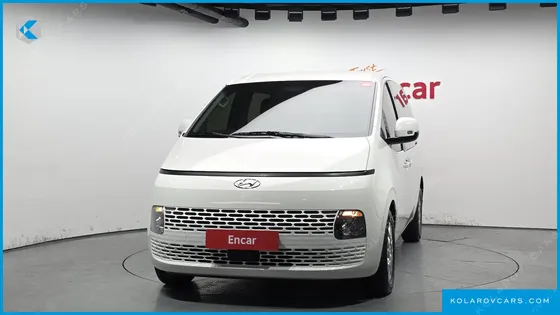 HYUNDAI STARIA CARGO 5-SEATER