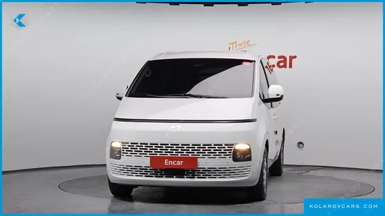 HYUNDAI STARIA CARGO 5-SEATER