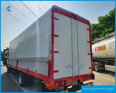 HYUNDAI MEGA TRUCK GOLD