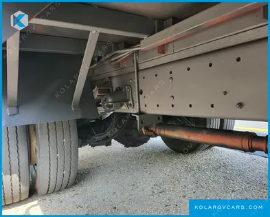 HYUNDAI MEGA TRUCK GOLD