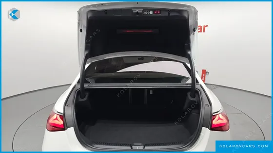 MERCEDES E-CLASS E200 AVANTGARDE