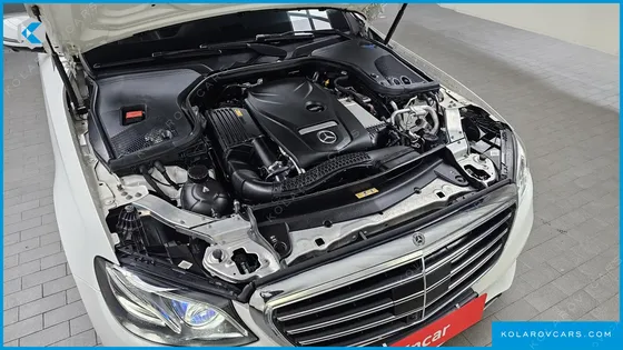 MERCEDES E-CLASS E300 4MATIC EXCLUSIVE