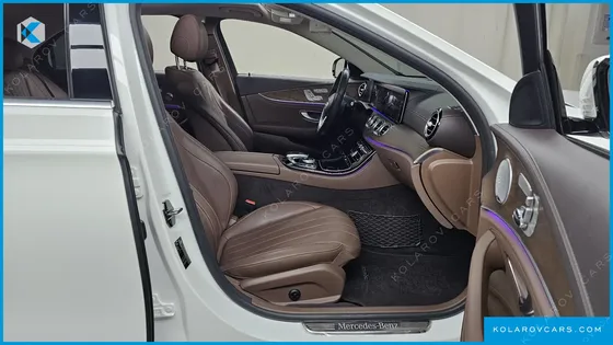 MERCEDES E-CLASS E300 4MATIC EXCLUSIVE