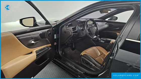 LEXUS ES LUXURY PLUS