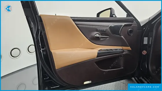 LEXUS ES LUXURY PLUS