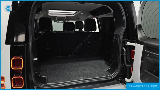 LAND ROVER DEFENDER 110 D240 SE