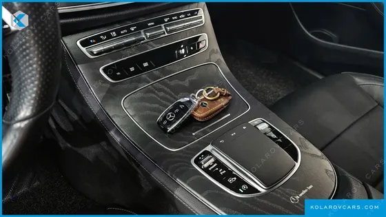 MERCEDES E-CLASS E220D 4MATIC AMG LINE