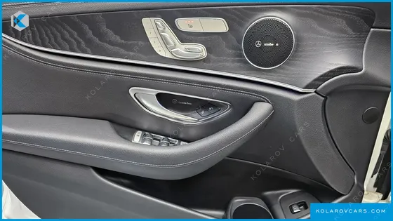 MERCEDES E-CLASS E220D 4MATIC AMG LINE