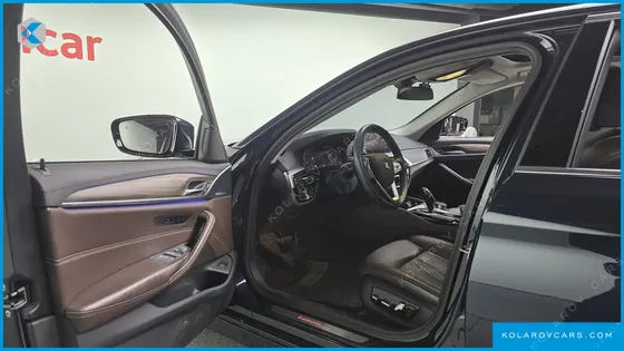 BMW 5 SERIES 520D XDRIVE LUXURY PLUS