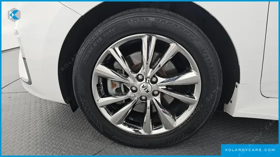 KIA CARNIVAL 9-SEATER NOBLESSE SPECIAL