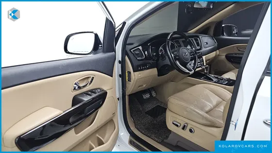KIA CARNIVAL 9-SEATER NOBLESSE SPECIAL