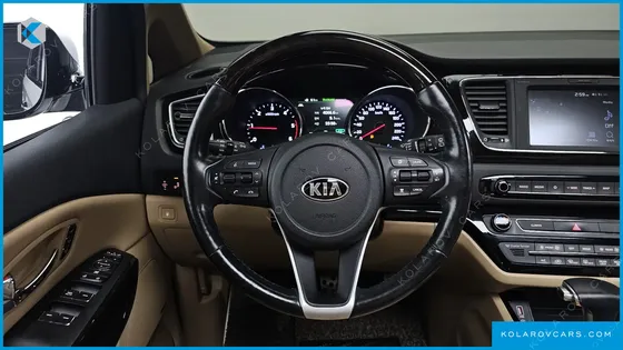 KIA CARNIVAL 9-SEATER NOBLESSE SPECIAL