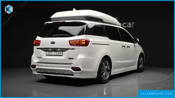 KIA CARNIVAL GASOLINE 9-SEATER HI-LIMOUSINE