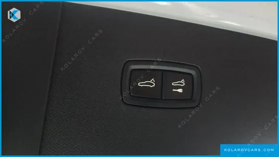 PORSCHE CAYENNE 3.0 COUPE PLATINUM EDITION