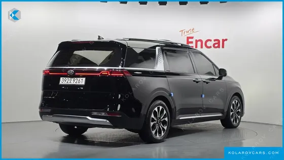 KIA CARNIVAL 9-SEATER SIGNATURE