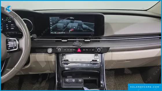 KIA CARNIVAL 9-SEATER SIGNATURE