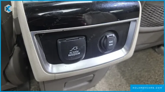 KIA CARNIVAL 9-SEATER SIGNATURE