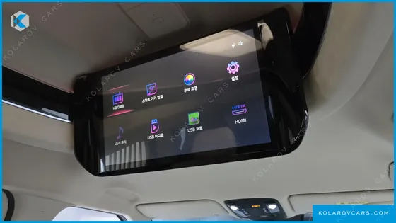 KIA CARNIVAL 7-SEATER HI-LIMOUSINE