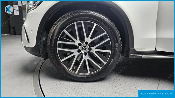 MERCEDES GLC-CLASS GLC220 D 4MATIC