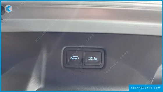 HYUNDAI STARIA 4WD TOURER 9-SEATER