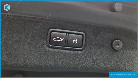 GENESIS G70 2.0T AWD