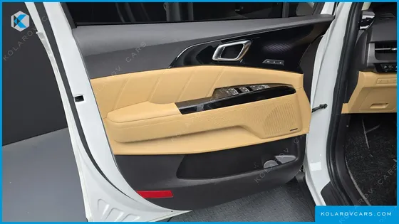 KIA CARNIVAL 9-SEATER SIGNATURE