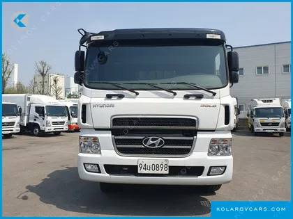 HYUNDAI MEGA TRUCK GOLD