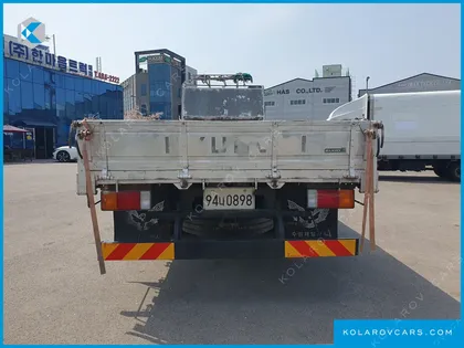 HYUNDAI MEGA TRUCK GOLD