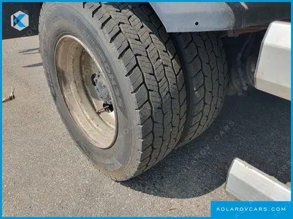 HYUNDAI MEGA TRUCK GOLD