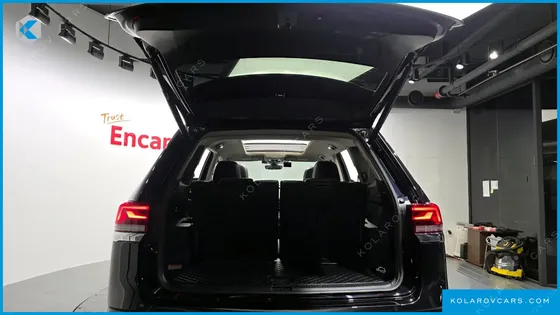 VOLKSWAGEN ATLAS 2.0 TSI R-LINE 6-SEATER
