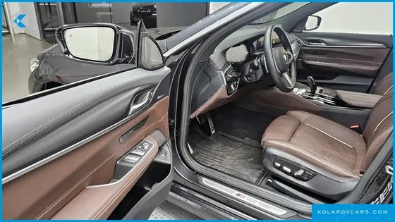 BMW GRAN TURISMO (GT) 620D M SPORT