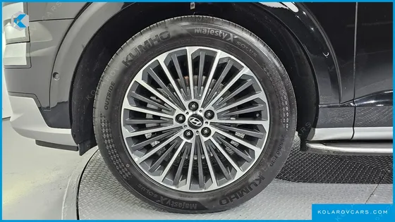 HYUNDAI PALISADE GASOLINE 2.5T 4WD 7-SEATER